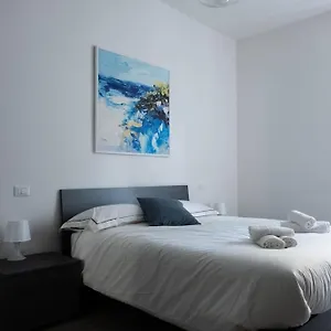 Private Room: The Port Scirocco Livorno